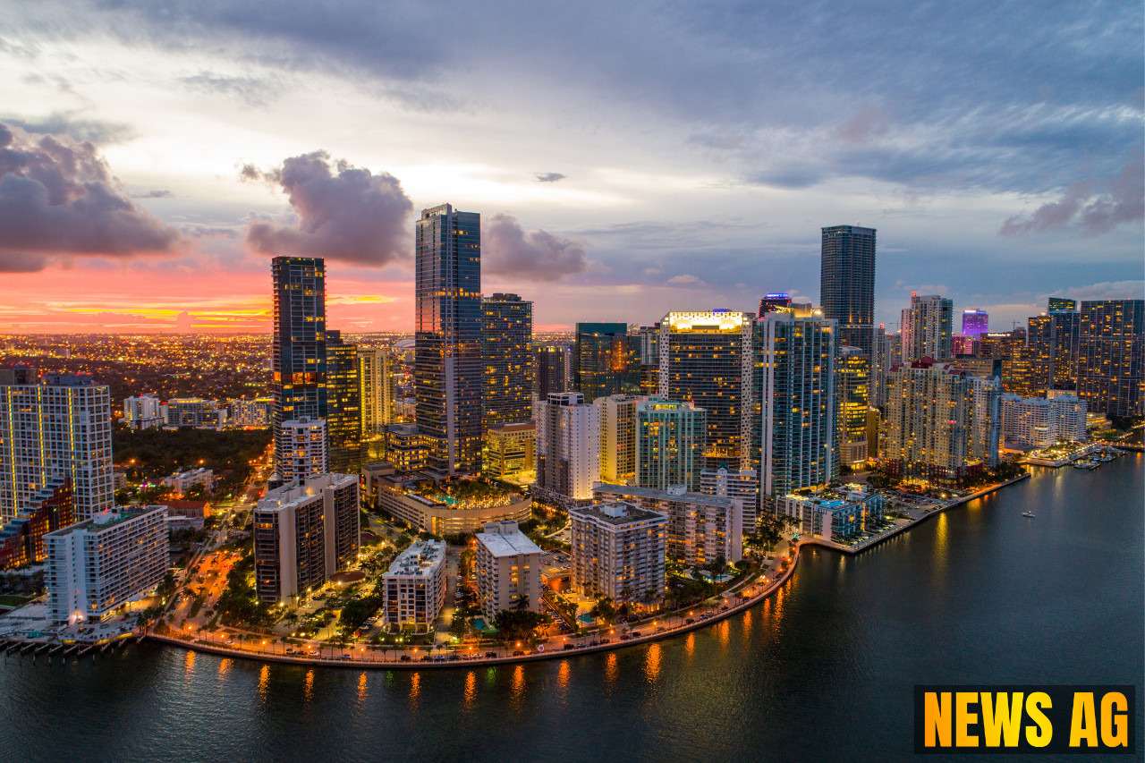 Labor Day Alert: Aerial Spraying to Combat Mosquitoes in Palm Beach!